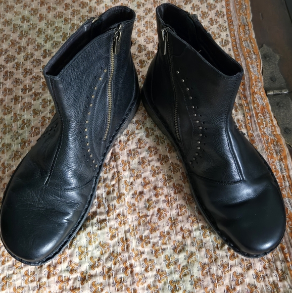 Womens Size 39 Naot Black Leather Ankle Booties - Picture 5 of 8
